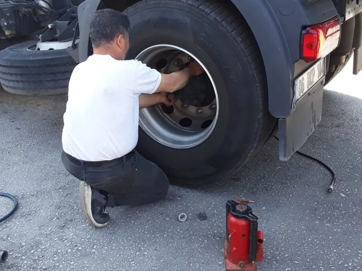 Ulubey Oto Lastikçi